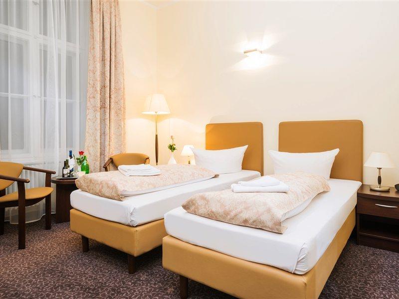 Upper Room Hotel Kurfuerstendamm Berlim Exterior foto